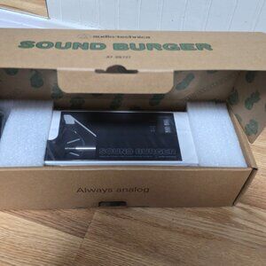 Audio-Technica Sound Burger - Portable Bluetooth Turntable AT-SB727 White NIB
